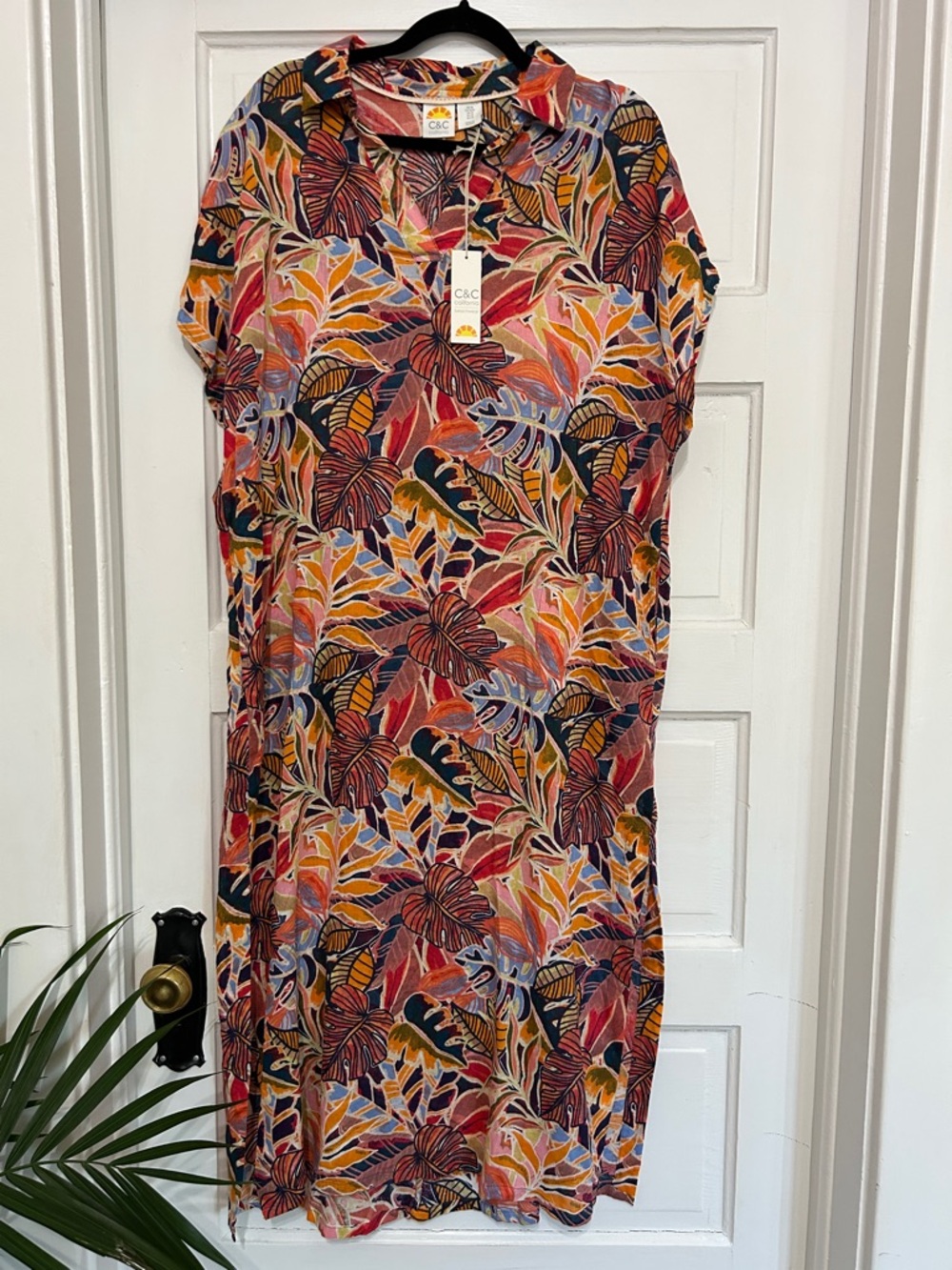 C&C California NWT Linen Blend Tropical Short Sleeve Maxi Shirt Dress Medium